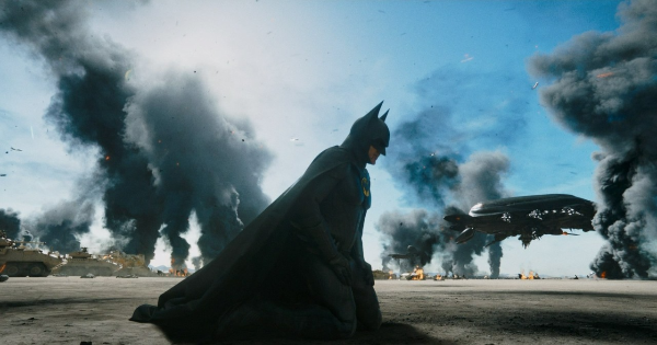 조드의-침공에-무릎을-꿇은-플래시-배트맨