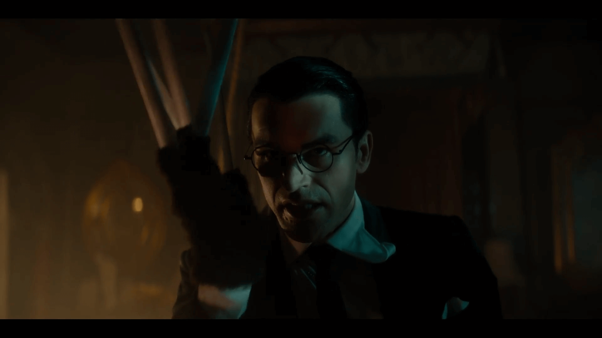 넷플릭스 드라마 '원피스' 시즌1 4화 - 루피와 대결하는 클래하들