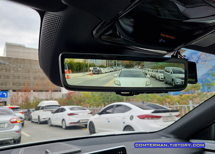 폴스타4 룸미러 후방