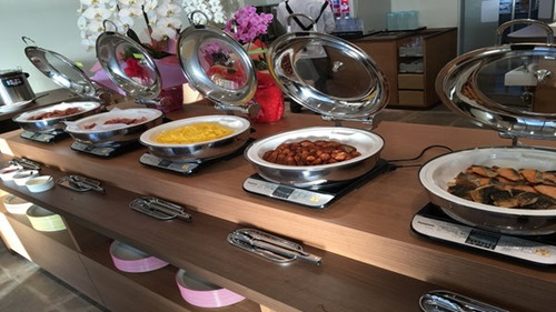 히타카츠 호텔의 조식 뷔페