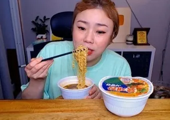 입짧은햇님 주사이모 논란