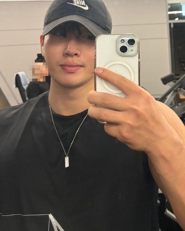 &#39;2018년 아이돌 데뷔&#39; 영화같은 리더 32살 안도모의 현재 모습 인스타그램 비공개