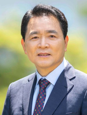 성일종 국회의원 프로필 나이 고향 학력 재산