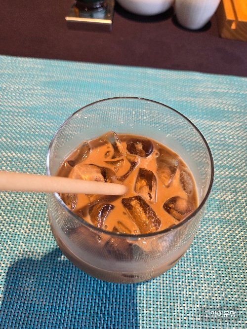 크라운 플라자 쓰어다 커피