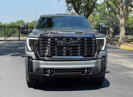 GMC 시에라 기능 및 성능 포토 및 모의견적