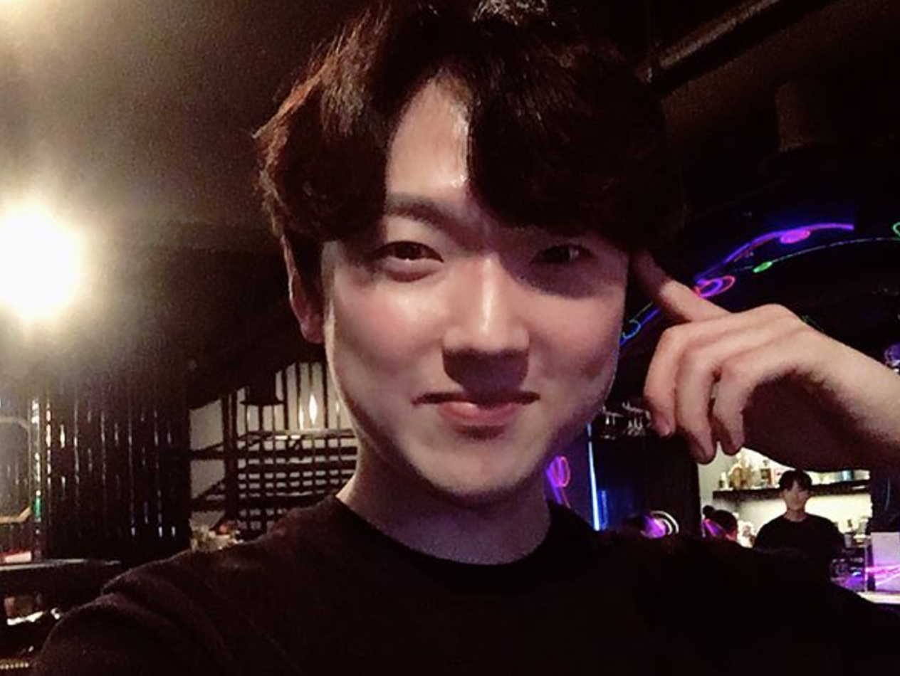 강형호 셀카