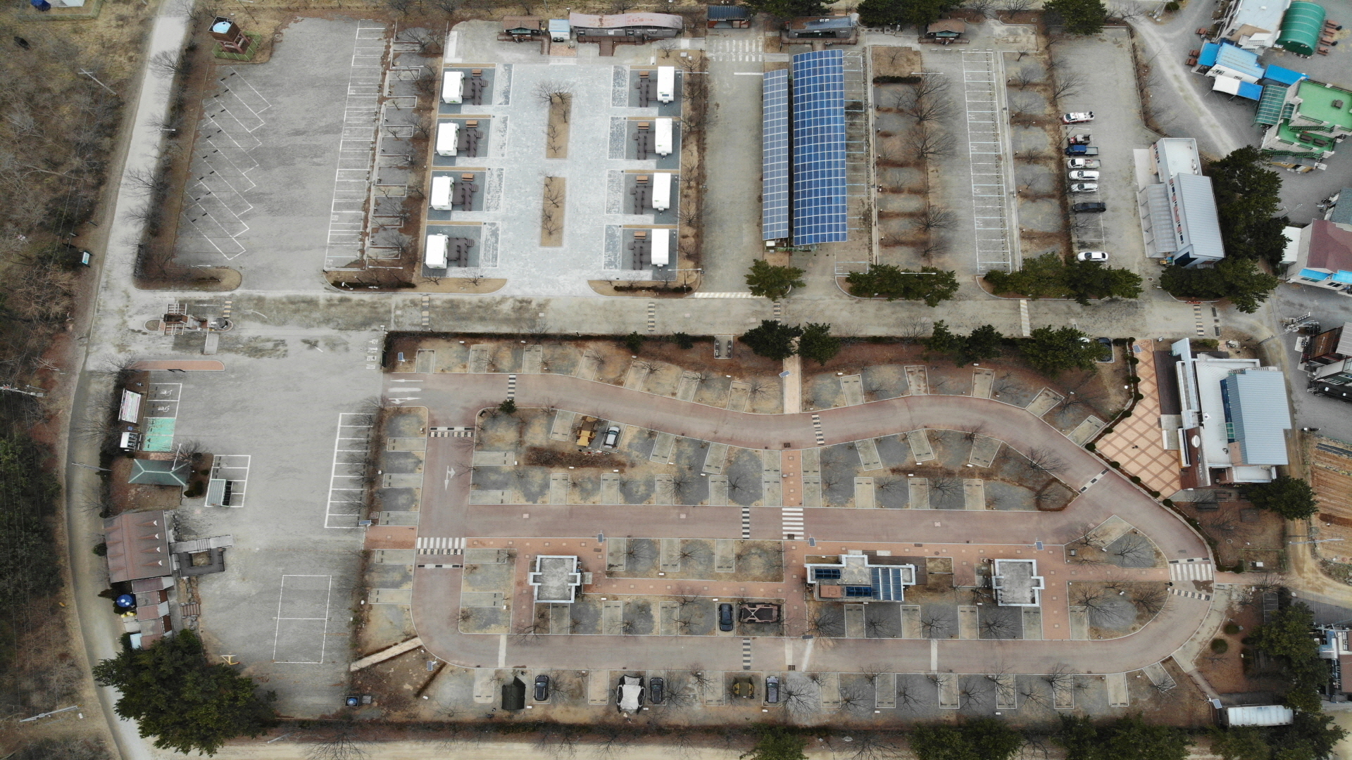 학암포 오토캠핑장 예약 명당 카라반