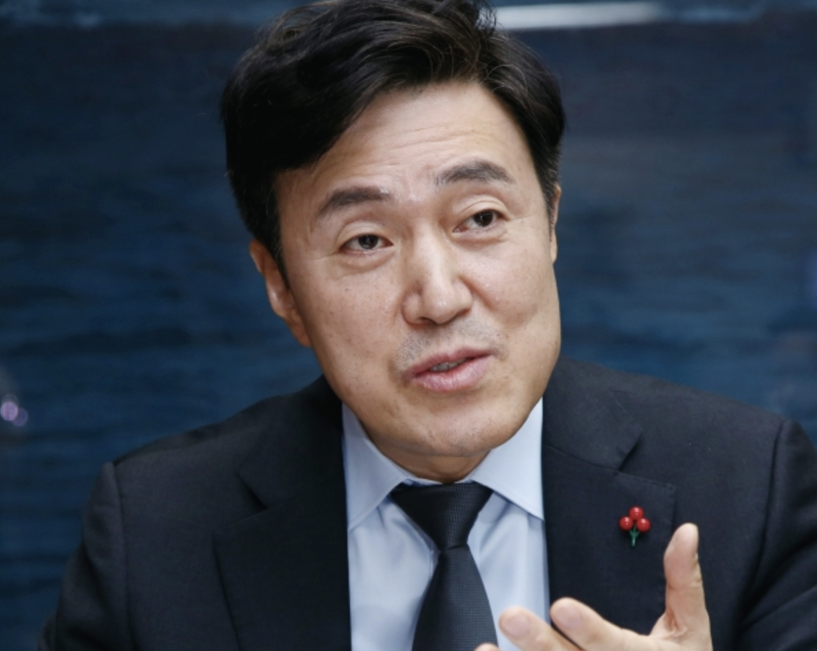 안형환 프로필