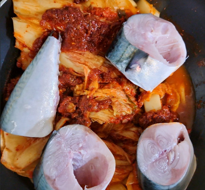 냄비에 차곡차곡