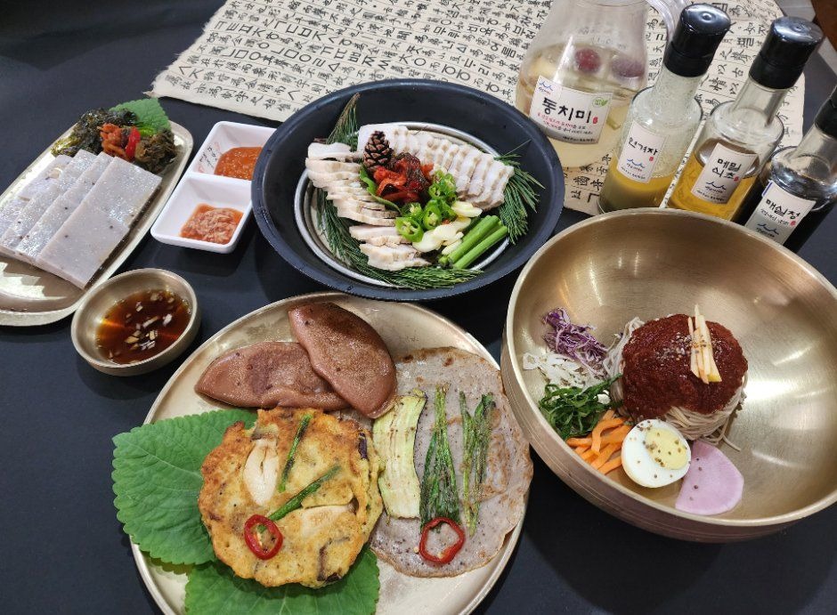 메바우명가춘천막국수 순메밀막국수 상차림