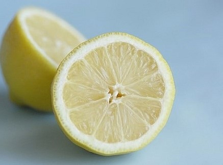 누래진 흰옷 세탁법 및 하얗게 하는 방법