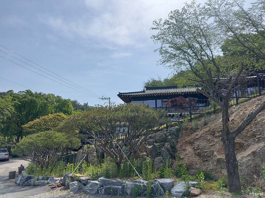 폭포가 있는 화성 한옥 브런치 카페 버치(BUTCHI)