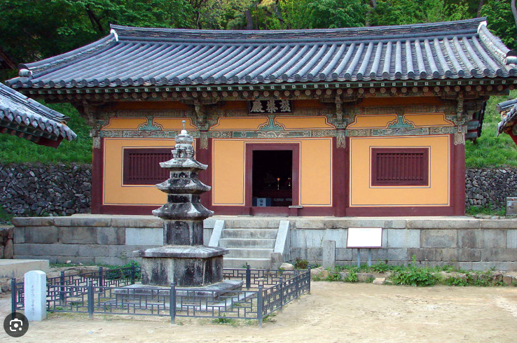 극락전, 대웅전, 고금당