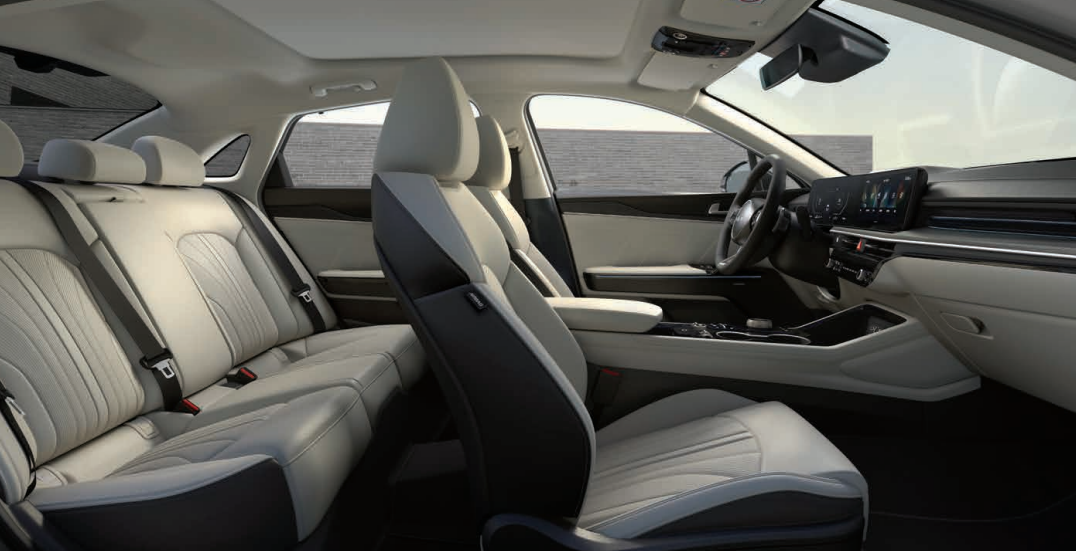 2024 K5 하이브리드 실내 디자인