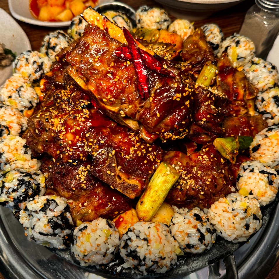 감성 맛집 골수, 수육전골 먹으러 을지로 간 이유는?