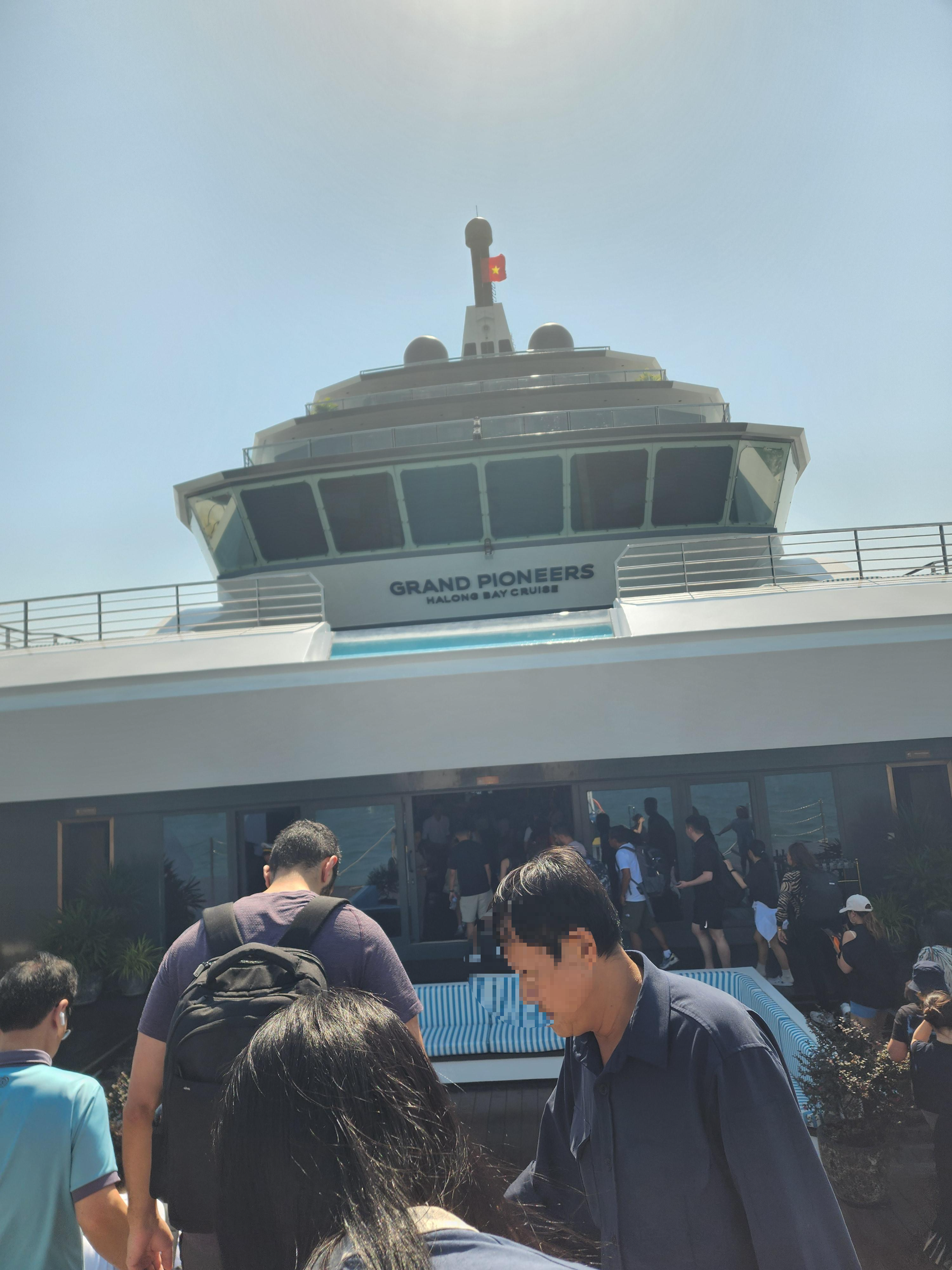 그랜드 파이어니스