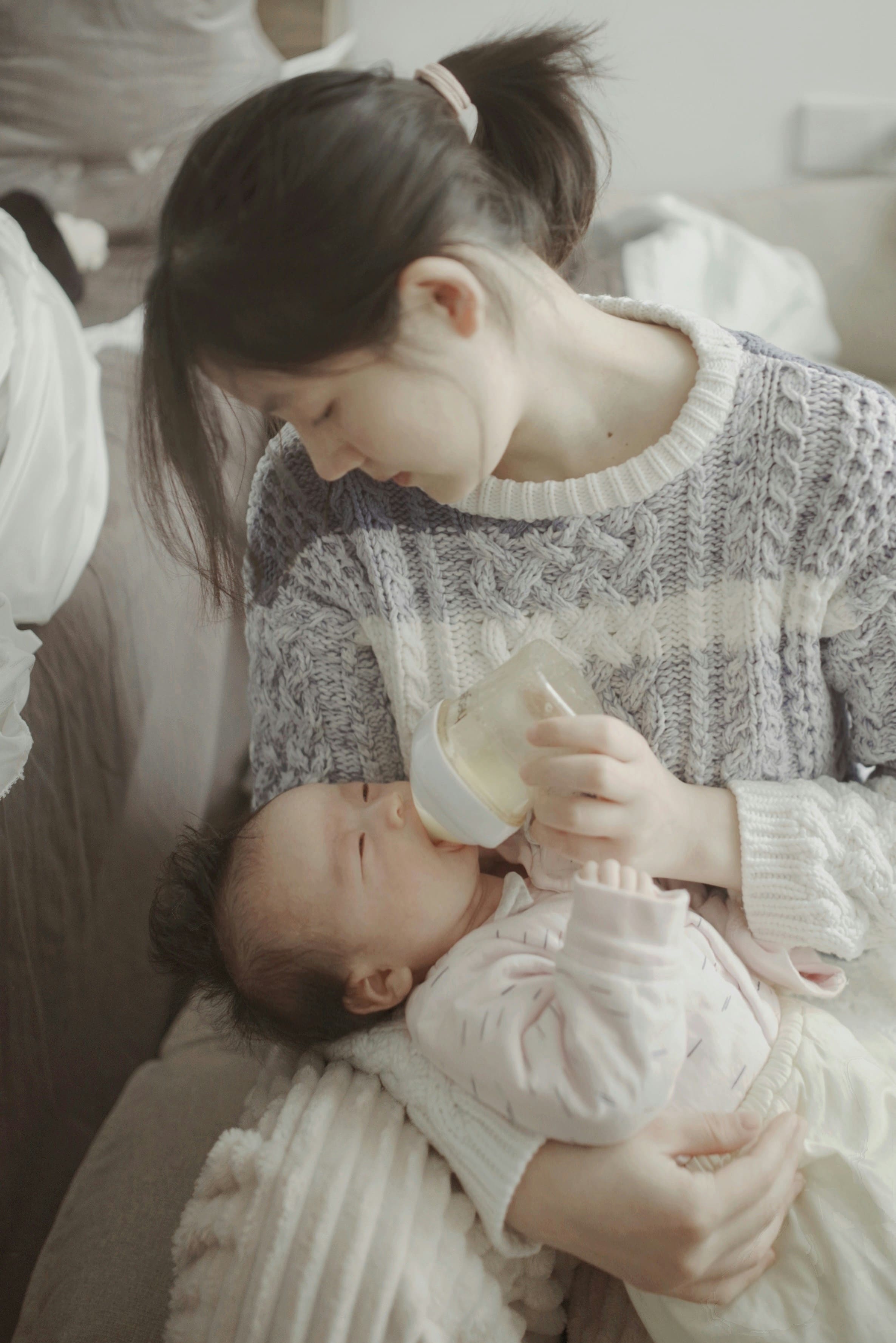 신생아 설소대 시술 꼭 해야할까? 설소대 짧은 아기 수유 방법 추천