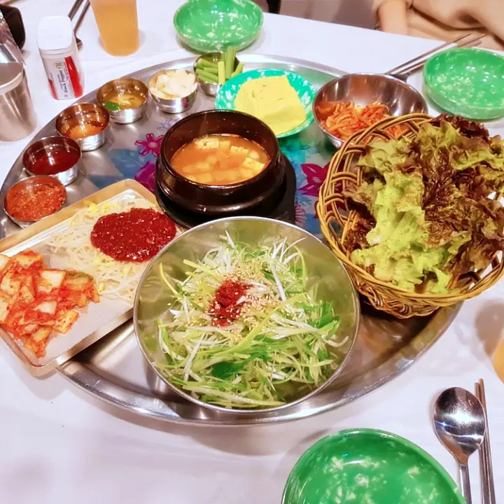 미운우리새끼 미우새 김준호 이상민 강재준 단식원에 들어가기 전 마지막 만찬 냉삼 삼겹살 맛있는 식당 마포구 합정역 레트로 맛집