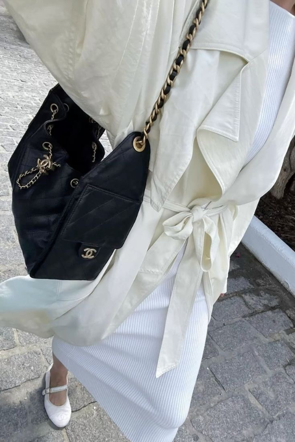 나만의 고유한 색깔을 드러내는 샤넬 25백 컬러별 사주 오행 맞춤 가이드