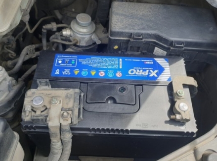 자동차-배터리-방전