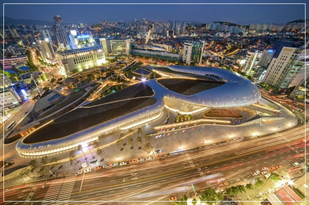 서울 가볼만한곳 베스트10 DDP(동대문디자인플라자)