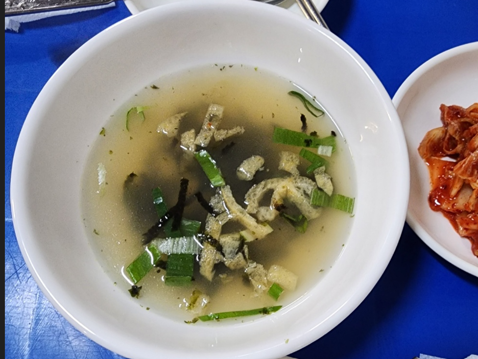 목동 대합탕 수제비 포장마차에서 나온 국물