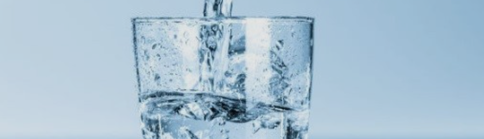 물따라지는 모습