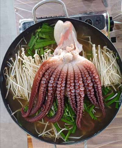 문어국밥