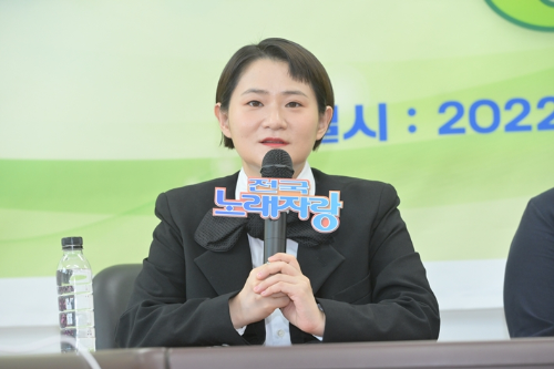 김신영 교체