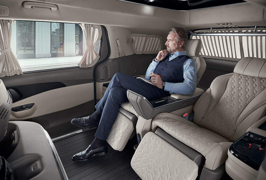 기아 카니발 하이리무진