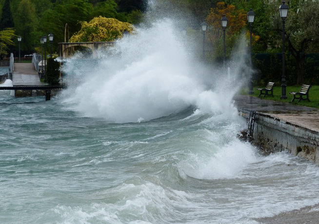폭우피해보상 - 금융지원, 긴급생활안정자금, 납입유예, 융자연장, 카드청구유예, 채무조정까지