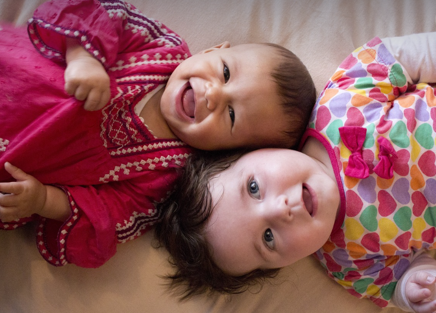 웃음과 건강 – 웃음이 면역력에 미치는 과학적 효과