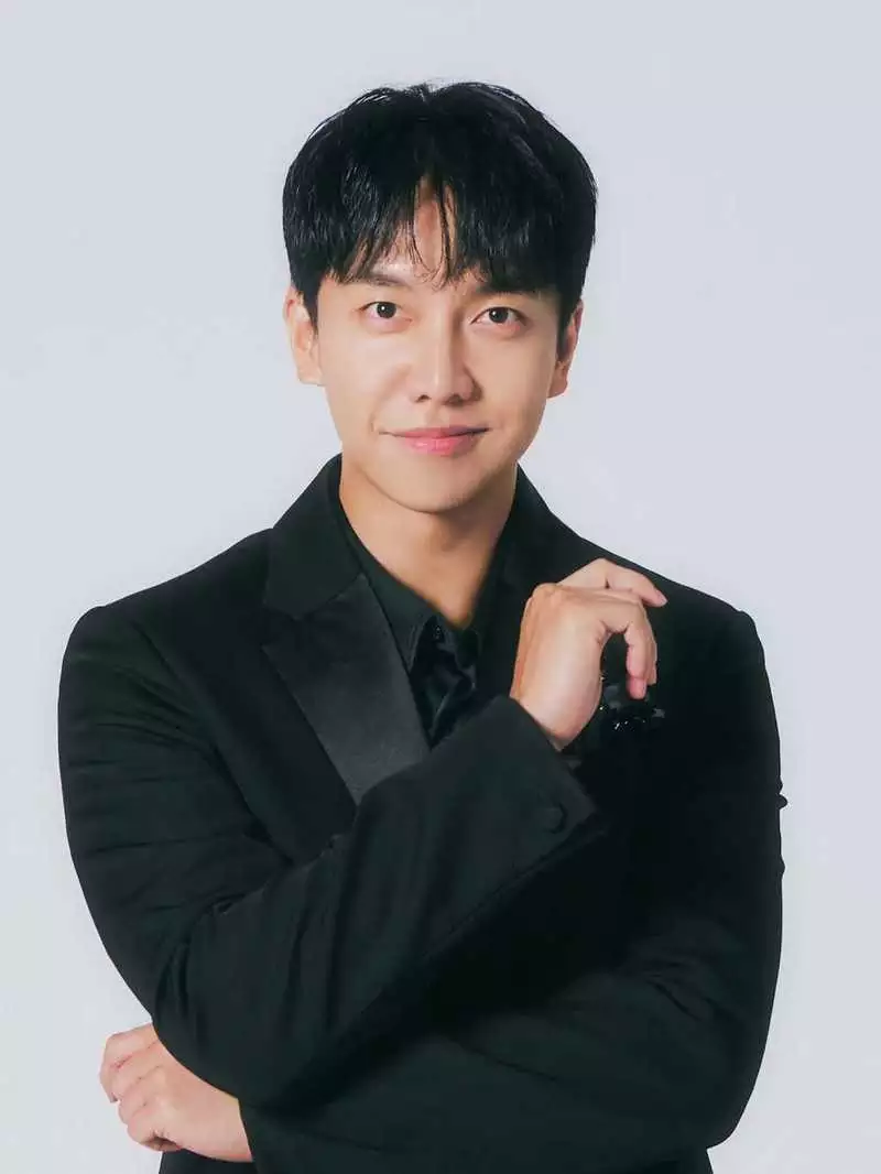 싱어게인3 진행자 - 이승기