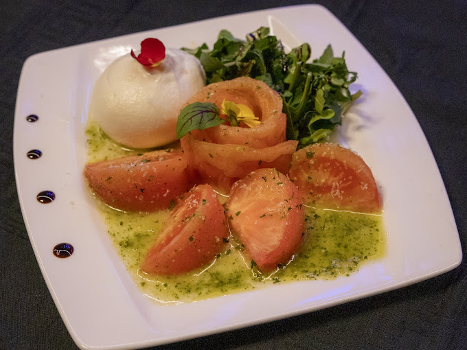 성수동 이색 술집 '캬바레 성수'