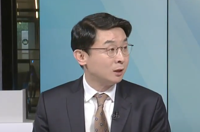 이억원 차관