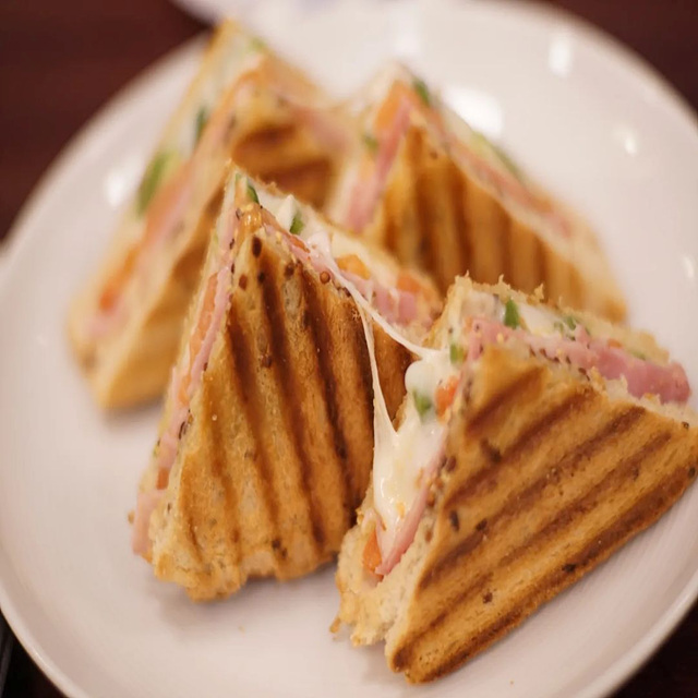 이삭 토스트 앱 설치 하기