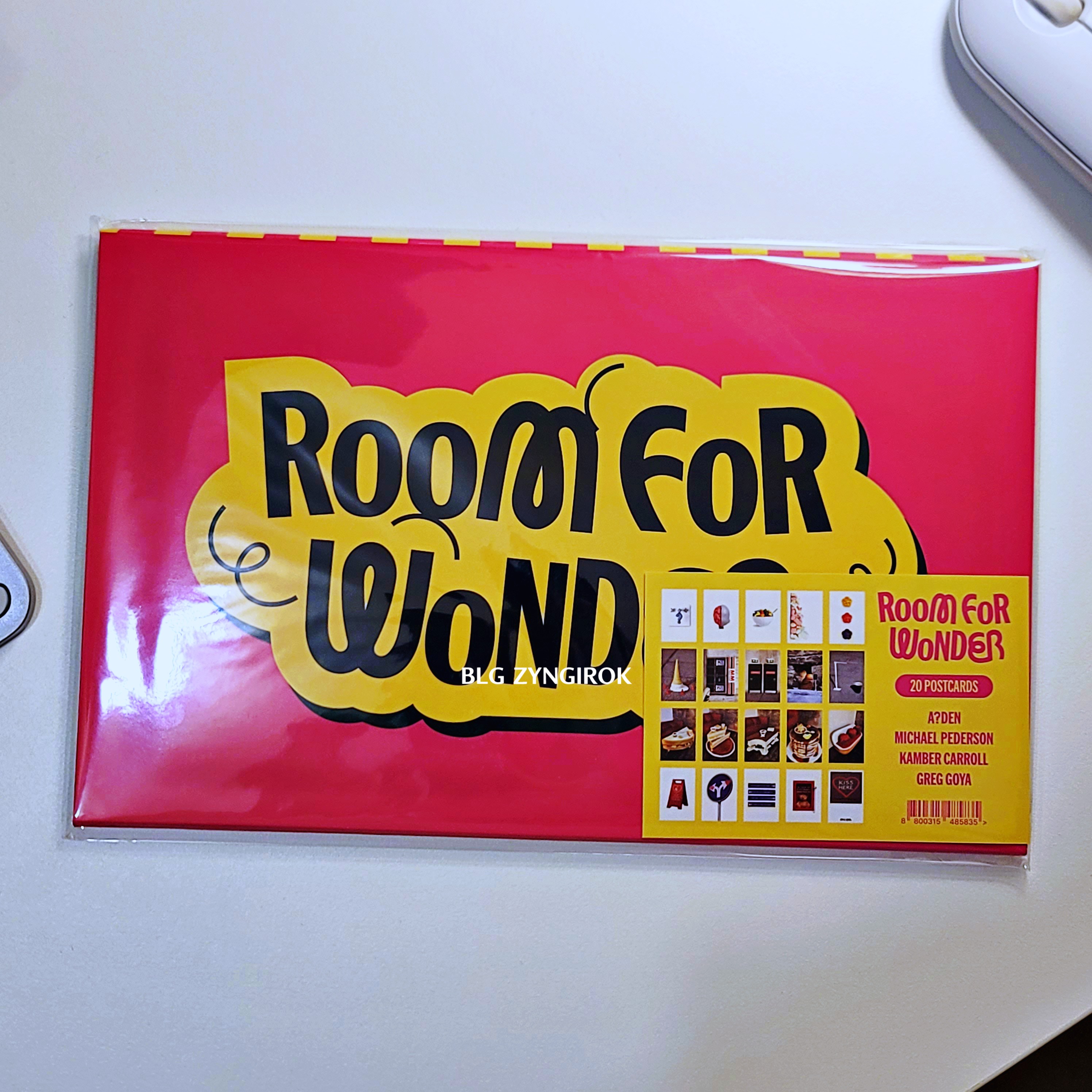 Room for Wonder : 기념품 - 엽서집 모습이다.