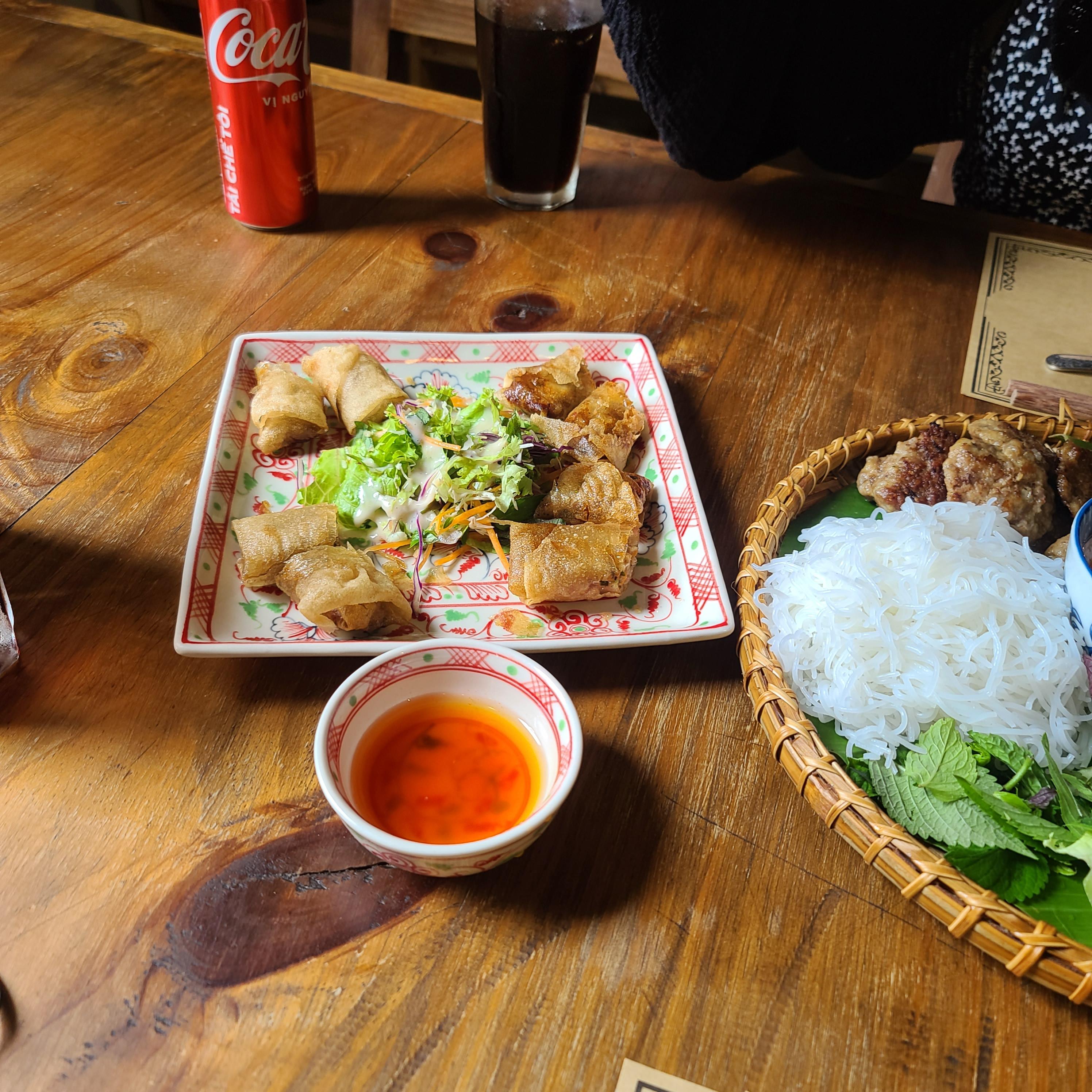 쏨모이가든 스프링롤