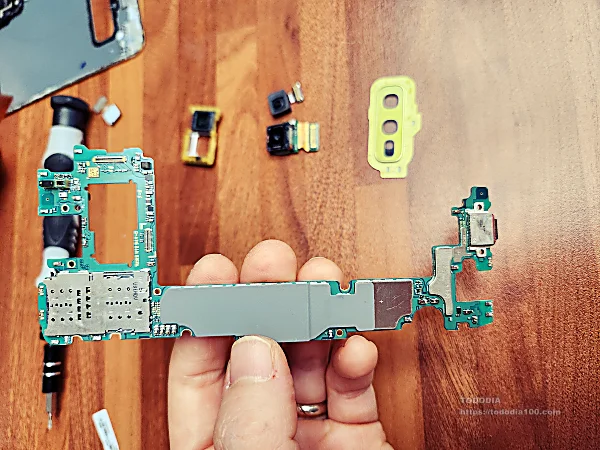 핸드폰-갤럭시-분리