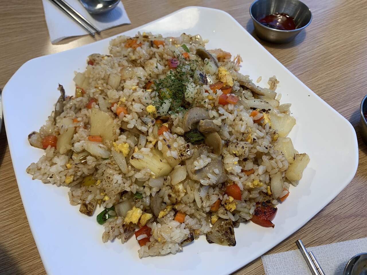 포베이-파인애플-볶음밥