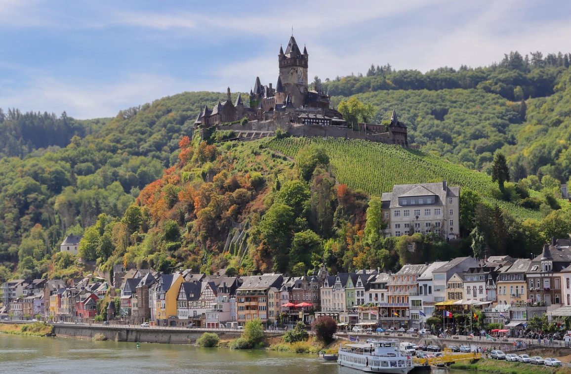 가을의 유럽 독일의 해안가 모습