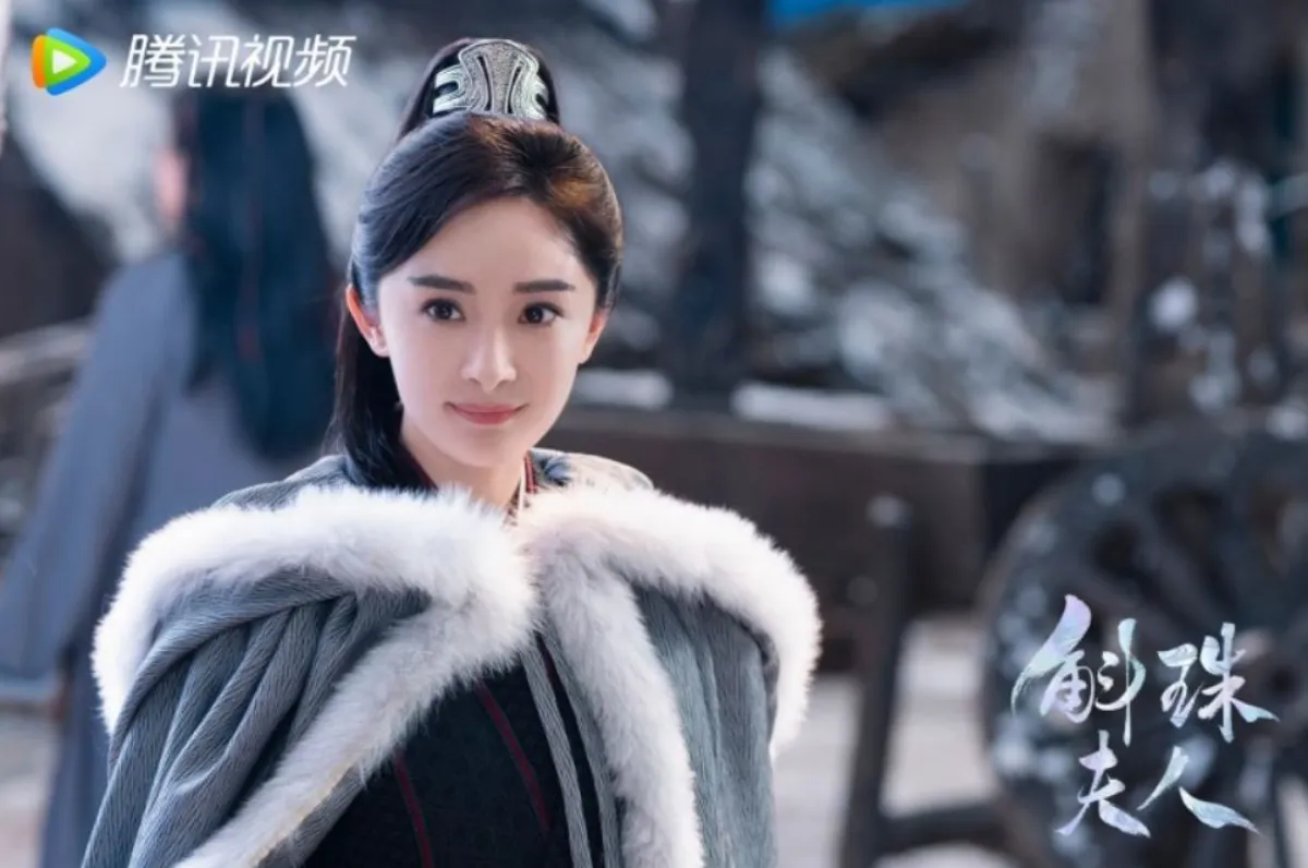 겨울의상-입고-미소짓고있는-양미-방해시-곡주부인