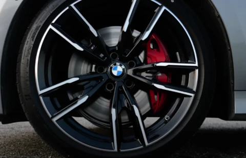 BMW 레드캘리퍼