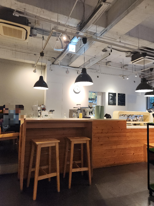 타이베이 카페와 칵테일 바 탐방기_Fika Fika Cafe _카페 내부