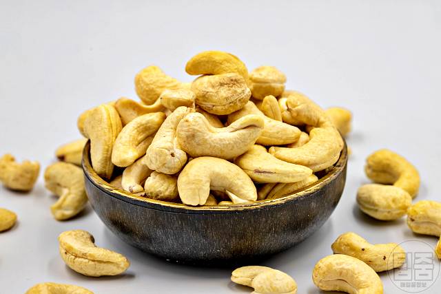 기미 제거 음식 천연 기미치료제 식품 아연 캐슈넛