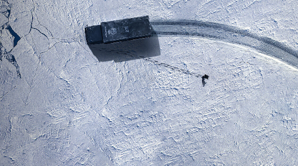 넷플릭스 영화 '빌로우 제로(2021)'