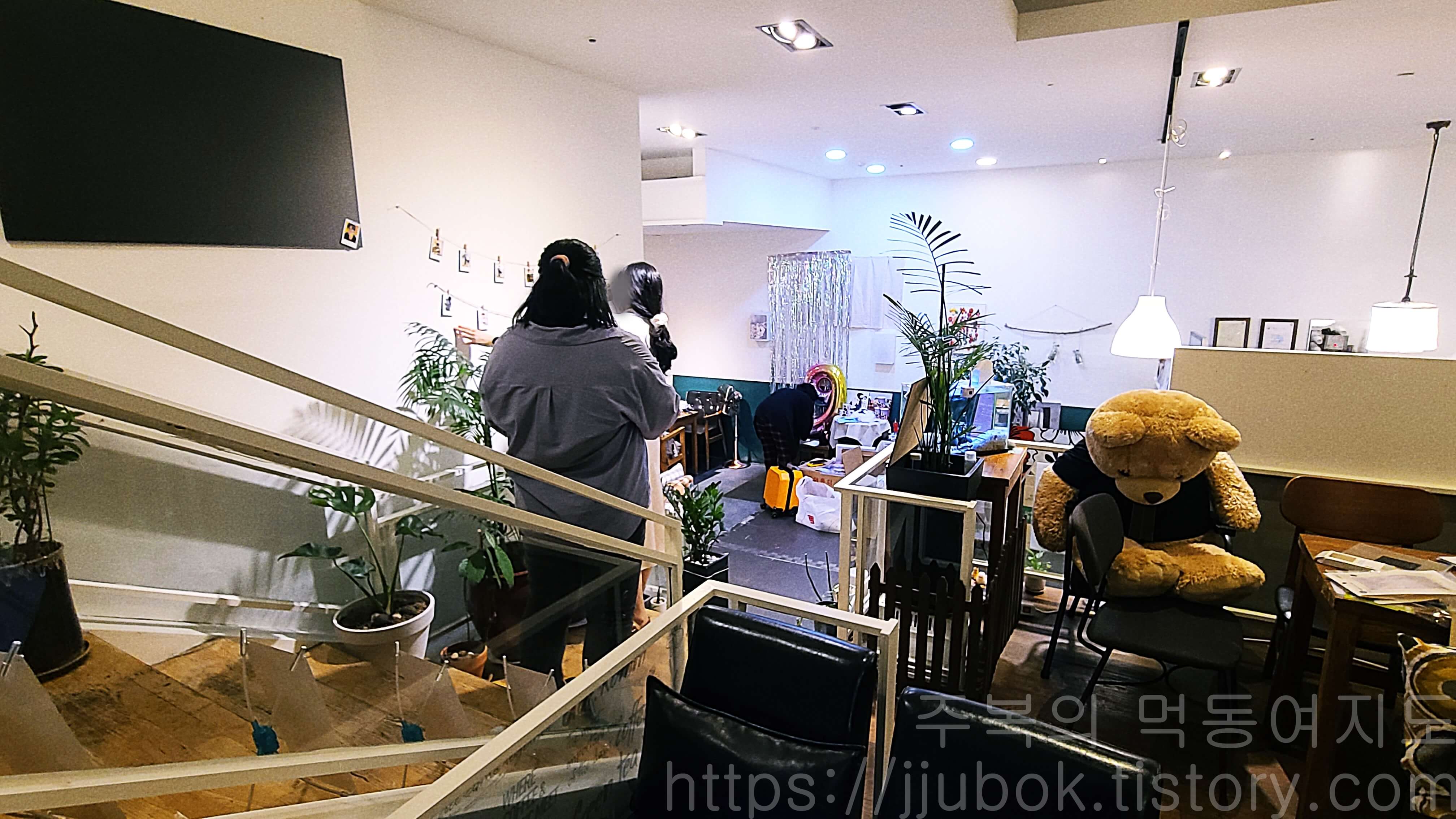 카페-리틀-포레스트-팬미팅-준비-4