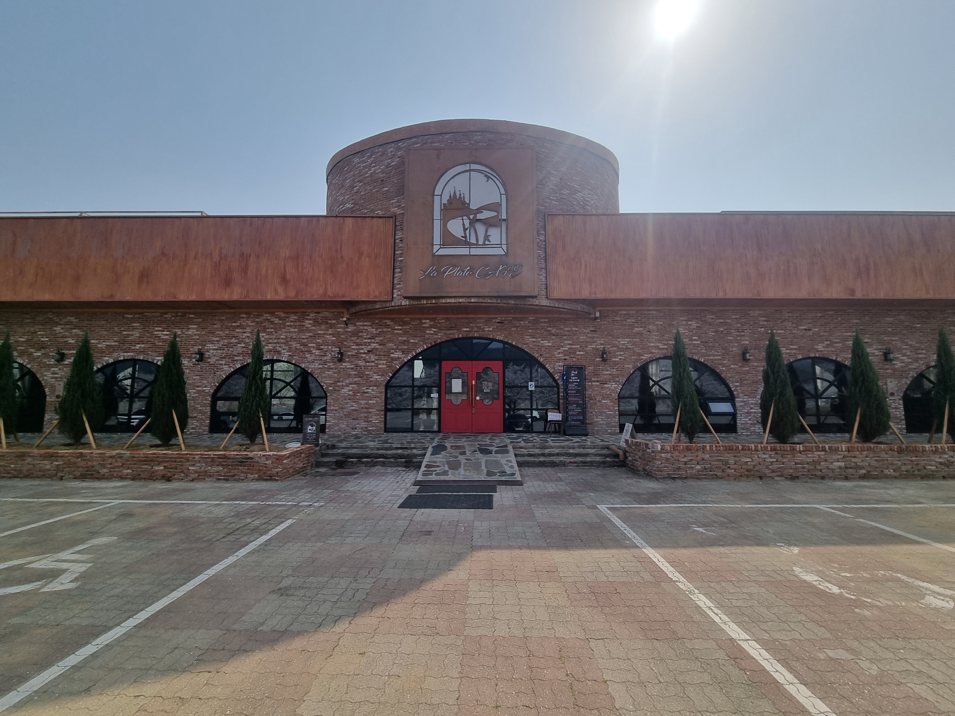 섬진강 뷰 카페 사진 (구례 라플라타&amp;#44; &amp;#39;25.4)