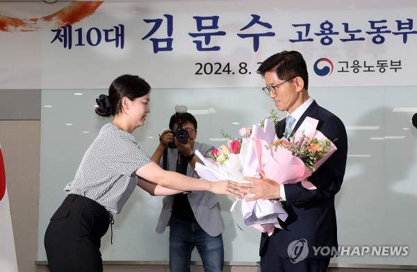김문수 노동부장관 차기 대선 지지율 상승