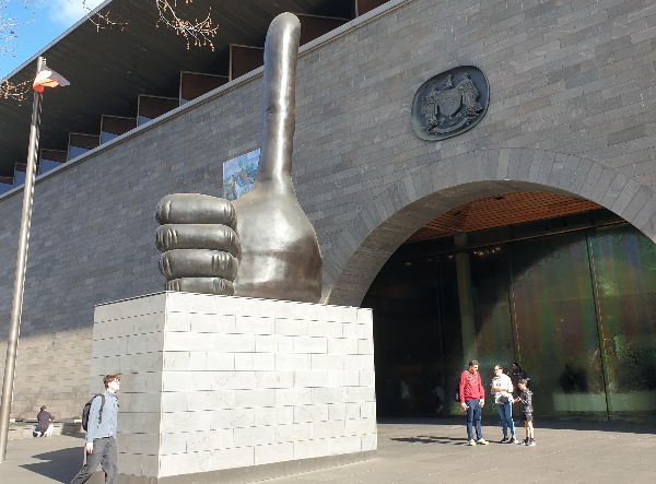 예술과 감성의 멜버른 CBD(도심) 여행_NGV 외부